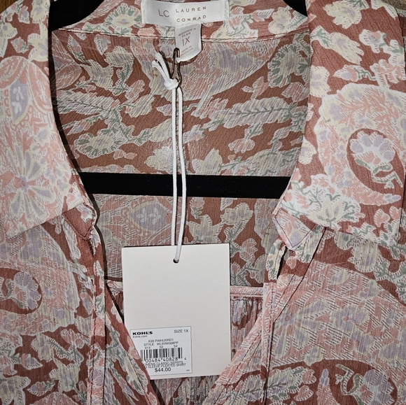 Lauren Conrad Sheer Pink Blouse with multi color Design Motif. - Picture 4 of 5